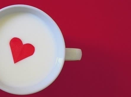 一个人深夜里泪流满面的心痛说说 我最后一件能为你做的事竟然是走出你的人生