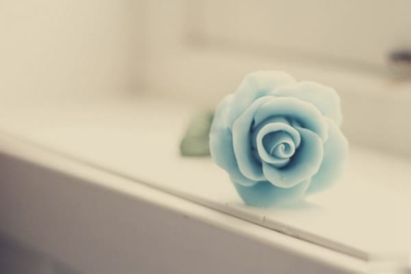 说到心坎的说说伤感心情:一个人怕孤独,两个人怕辜负1