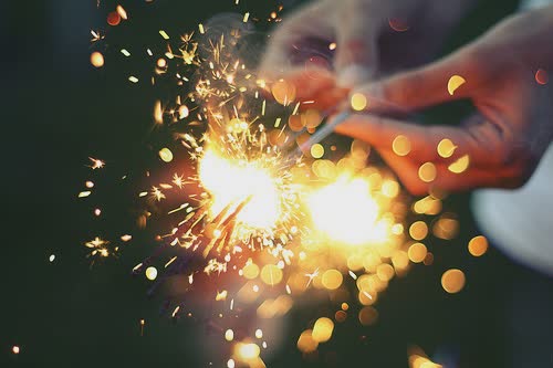 伤感又文艺的小清新女生说说 你是我的一场不敢老去的梦