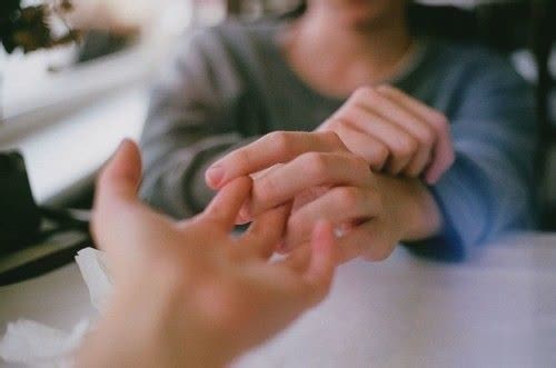 2018伤感一个人心情不好时候发的说说 可我满腔的热忱好像耗尽了2