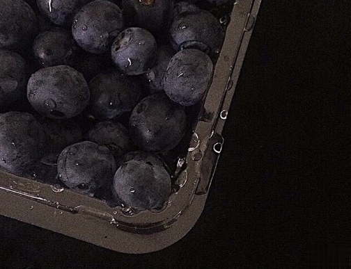 虐到心碎的扎心文案配图 一秒泪崩的扎心句子带图片2